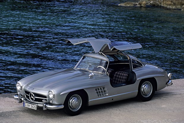 Mercedes 300 SL : van race naar baan