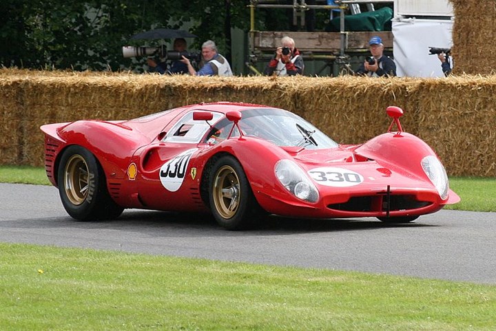 Ferrari 330P3 2 (1)