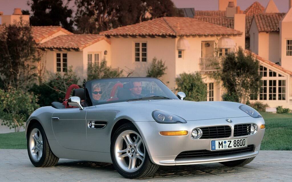 De 5 mooiste wagens van James Bond