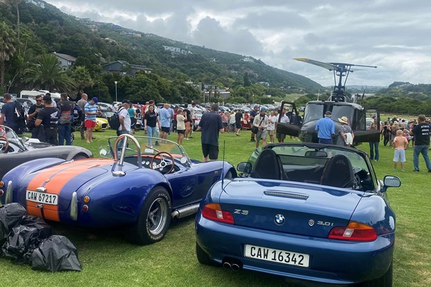 Cars at Coffee Knysna