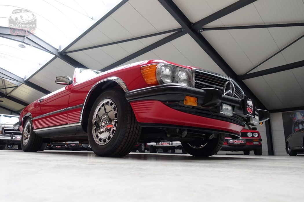 19 Mercedes 560sl Cabrio Mercedes Benz Sl Car For Sale Classic Car Passion 19 Mercedes 560sl Cabrio Mercedes Benz Sl Car For Sale Classic Car Passion