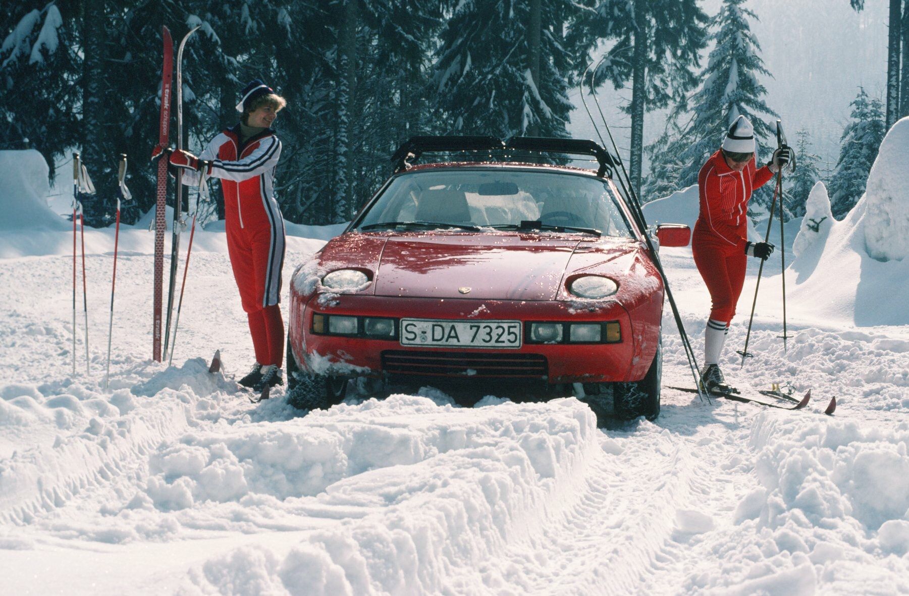 Porsche 928 : La GT qui voulait remplacer la 911