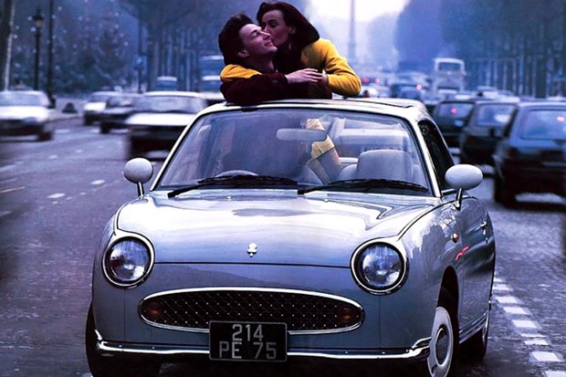Nissan Figaro, so fashion !